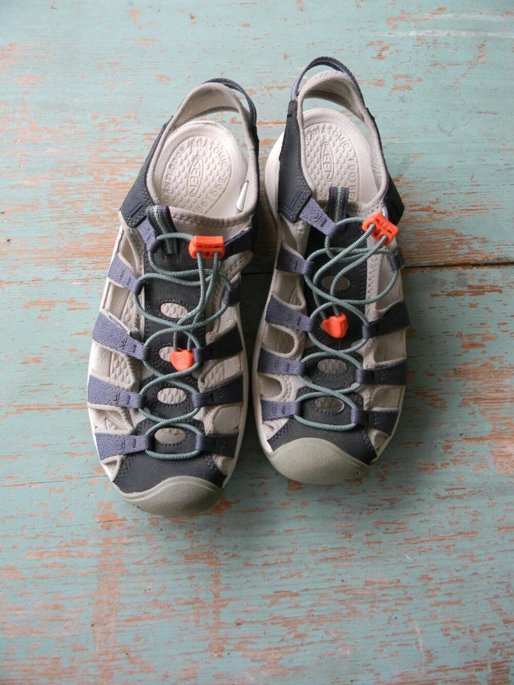 Keen Astoria West Sandals Womens 10 Grey WHITE Hiking Waterproof Trail Shoes